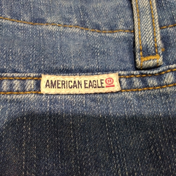 American Eagle Jean Shorts - Picture 4 of 5